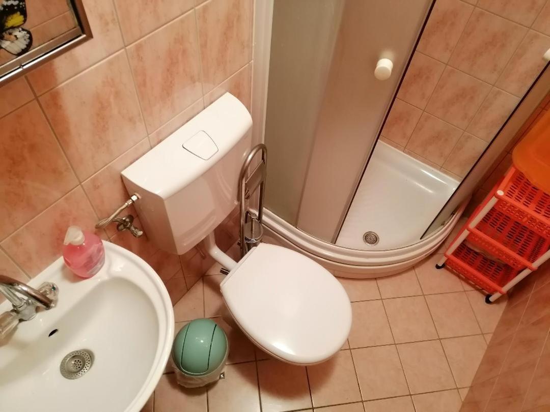 Apartmani Milisa L Primošten Esterno foto