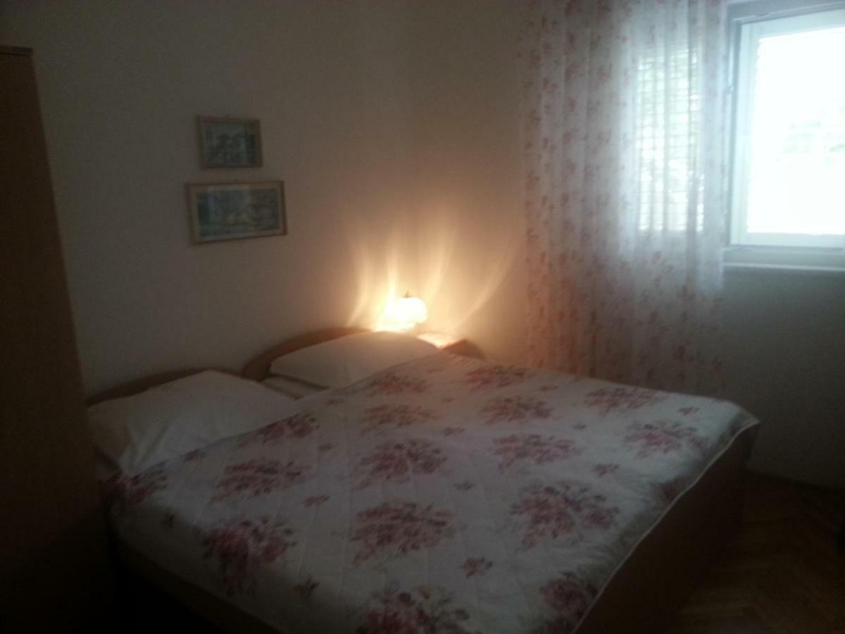 Apartmani Milisa L Primošten Esterno foto