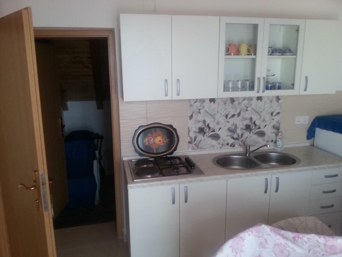 Apartmani Milisa L Primošten Esterno foto