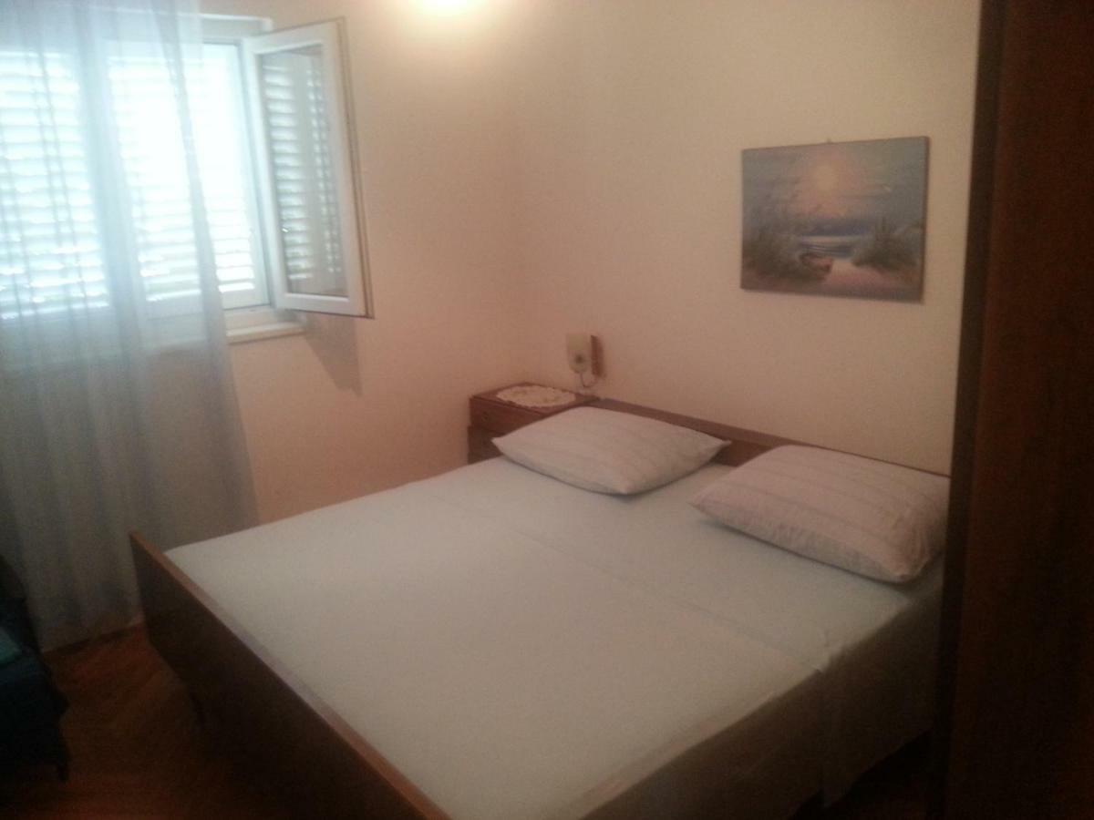 Apartmani Milisa L Primošten Esterno foto