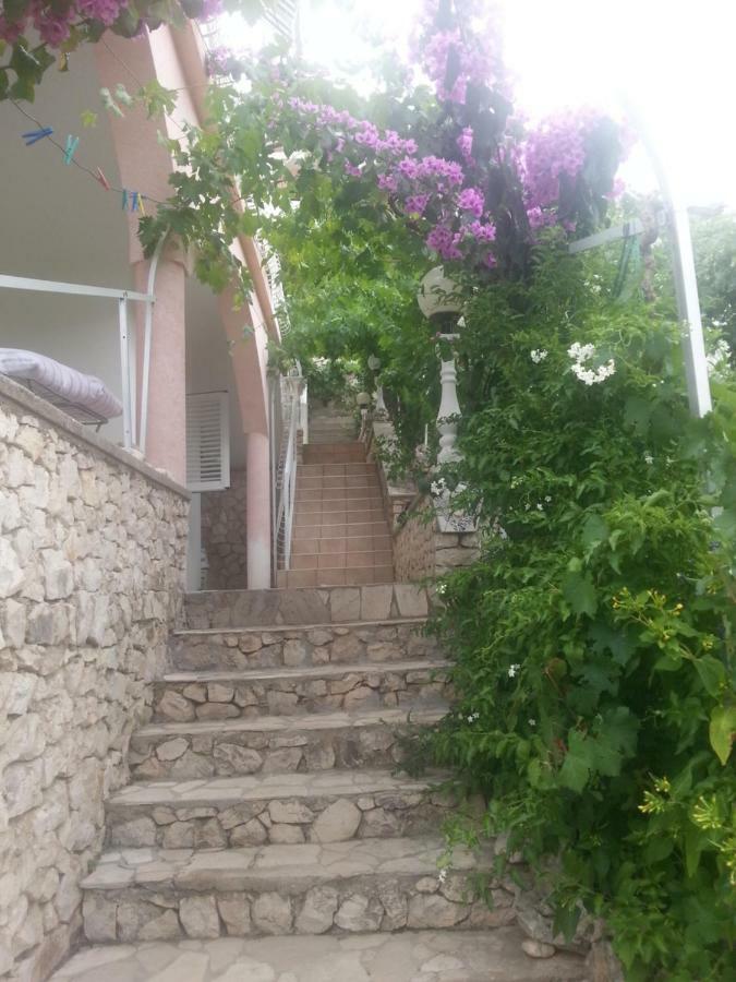 Apartmani Milisa L Primošten Esterno foto